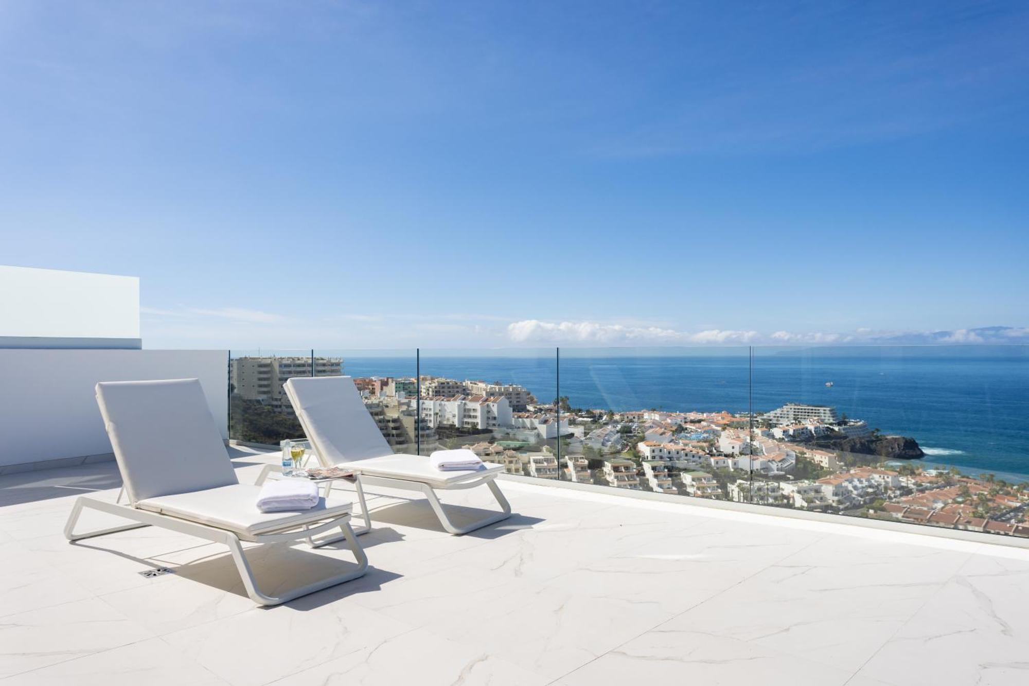 Crystal I Luxury Apartments By Enjoyahome Acantilado de los Gigantes Exteriör bild