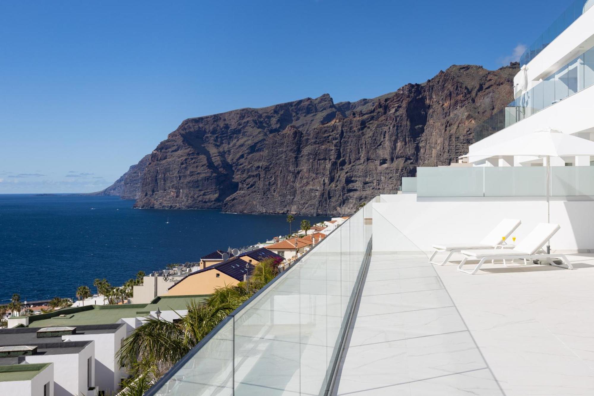 Crystal I Luxury Apartments By Enjoyahome Acantilado de los Gigantes Exteriör bild